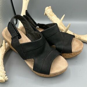 Clark’s Platform Sandal Sz 5.5